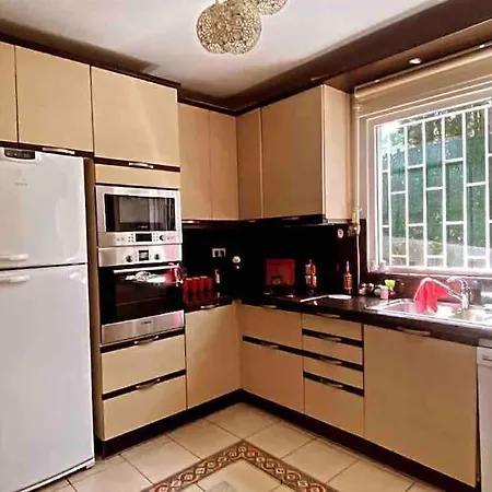 Bogaz Ve Koeprue Manzarali, Bahceli Muestakil Ev Hotel Istanbulská provincie